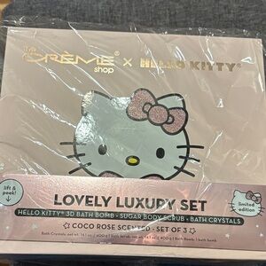 The Crème Shop x Hello Kitty Lovely Luxury Set - Pink